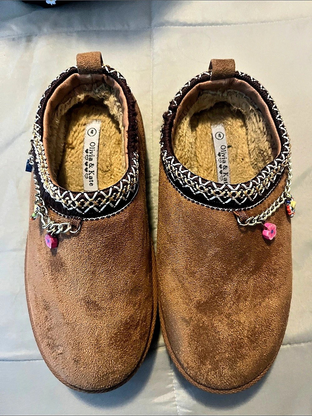 Olivia and Kate Kids Brown Slippers US 4